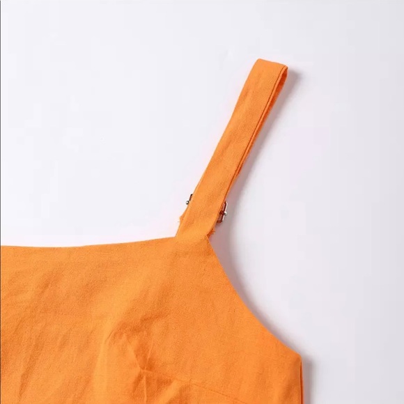 Shorts and crop top two piece set. - Picture 7 of 8